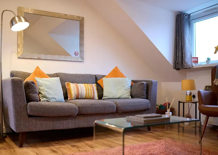 Beautiful 2Br Apartment With Mccaigs Tower Views